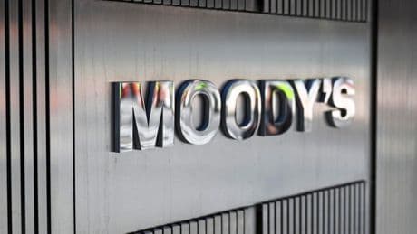U.S. Futures Slide And Treasury Yields Rise After Moody’s Credit Rating Cut