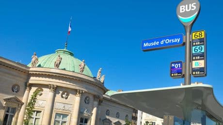 Ces 5 lignes de bus RATP vous montrent ce que Paris a de plus beau pour seulement 2 €