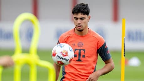 Augenhöhlenbruch ++ OP - Schwere Gesichts-Verletzung bei Bayern-Star