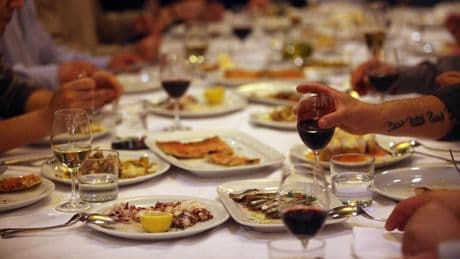 Las rebajas en una cena navideña de empresa van a juicio