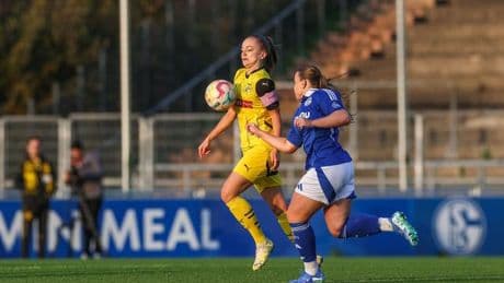 Fußball-Landespokal: Vor 10.000 Zuschauern: BVB-Frauen besiegen Schalke 2:0