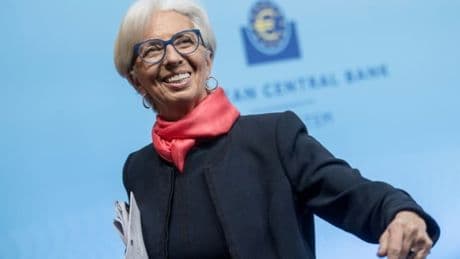 "Chocs géopolitiques sévères": la solvabilité des banques va être testée alors que les risques se renforcent