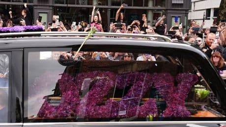 Sänger von Black Sabbath: Tränen bei emotionaler Trauerfeier für Osbourne