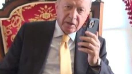 Şehit ailesiyle telefonda görüştü