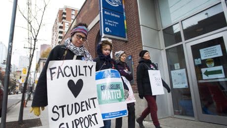 Ontario colleges continue talking to union with staff strike 1 week away