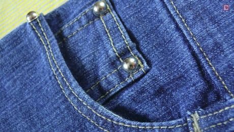 An fast jeder Hose: Wofür die winzige Tasche an der Jeans gedacht ist