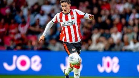 Ruben van Bommel inzetbaar voor PSV tegen NEC, matig Oranje-duel van Jerdy Schouten blijft niet onopgemerkt: ’Dat heeft inderdaad mijn aandacht’