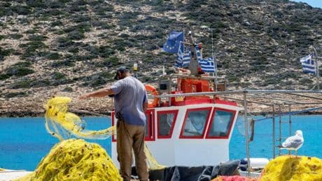 Sur l’île d’Amorgos, les pêcheurs en première ligne pour sauver les poissons