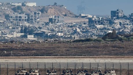 « Nos soldats se préparent à combattre un ennemi caché » : Israël lance son offensive terrestre sur la ville de Gaza