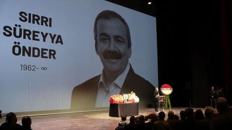 DEM Parti Sırrı Süreyya Önder'e "suikast girişimini" doğruladı
