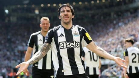Triunfo vital del Newcastle ante el Chelsea en la batalla por la Champions
