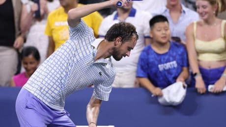 El lamentable espectáculo de Medvedev tras la metedura de pata de un fotógrafo en el US Open