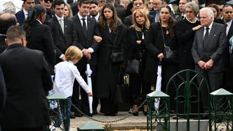 Assassinat de Miguel Uribe: les Colombiens font leur dernier adieu au sénateur