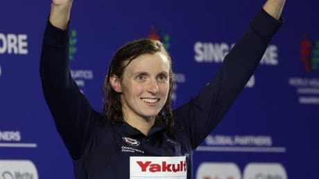Ledecky no se cansa de ganar y Popovici deslumbra