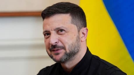 Präsident der Ukraine: Selenskyj in Berlin gelandet, um Merz zu treffen