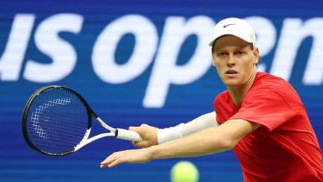 Us Open, Sinner in campo contro Kopriva: Jannik domina il 1° set | 6-1, 2-1