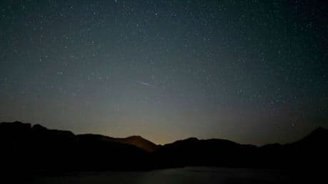 Meteore: Perseiden-Sternschnuppen sind nachts zu sehen