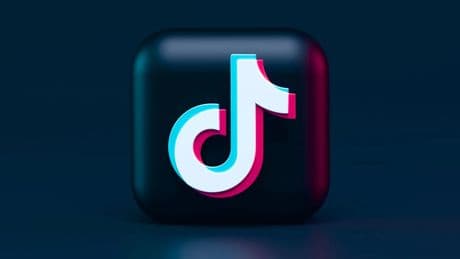 Bruselas concluye que TikTok infringe normativa UE sobre anuncios y abre puerta a multa
