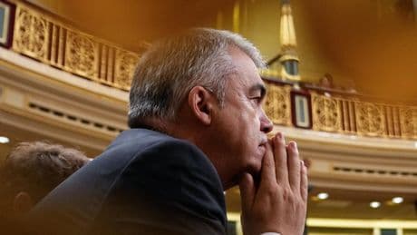 Santos Cerdán dimite de sus cargos en el PSOE y deja el acta de diputado