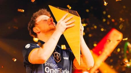 Nederlander Bachoore opnieuw wereldkampioen voetbalspel EA FC: 'Onwerkelijk'