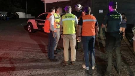 Al menos 200 los desalojados durante la noche en diversas alquerías por el incendio en Las Hurdes (Cáceres)