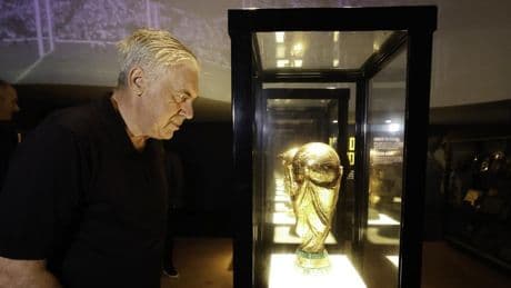 Ancelotti se empapa de la gloriosa historia de la selección brasileña