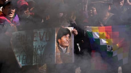 Proteste mit Toten: Morales stürzt Bolivien ins Chaos