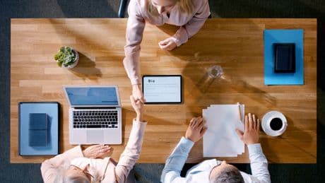 Bewerber aufgepasst! - Diese 3 fiesen Tricks entscheiden über deinen Job
