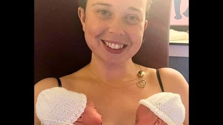 Mum diagnosed with rare cancer while pregnant with twins told she could die before they turn 6