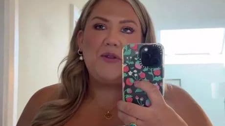 Laura Adlington supported by fans as she admits to 'struggling' with pregnancy