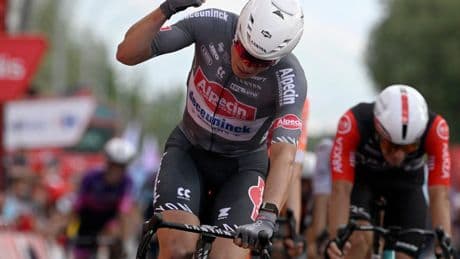 Jasper Philipsen wins stage 19 of Vuelta a Espana ahead of final weekend showdown
