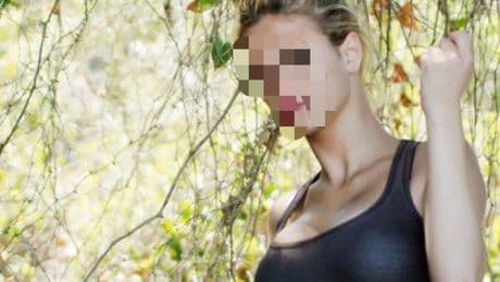 Anaís, la joven modelo que trató de ocultar el disco duro de Ábalos a la UCO: «Solo le limpio la casa y le paseo los perros»