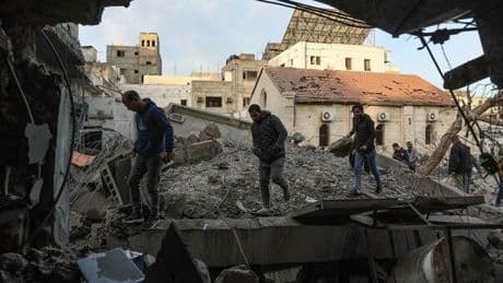 Israele bombarda Gaza, distrutto l?ultimo ospedale: «Era una base di Hamas»