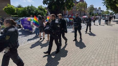 Gegenproteste diesmal kleiner: Queere Community feiert CSD in Bautzen - Gegenproteste
