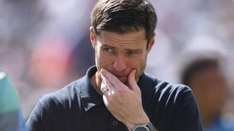 Al rompecabezas de Xabi Alonso le falta una pieza
