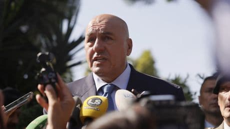 Crosetto, attacco hacker al profilo social del ministro: aperta un'indagine. Richieste donazioni in criptovalute per Armani e Gaza