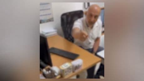 Hastanede akılalmaz skandal: Erkek doktor, kıyafetini 'açık' bulduğu kadın hastayı kapı dışarı etti