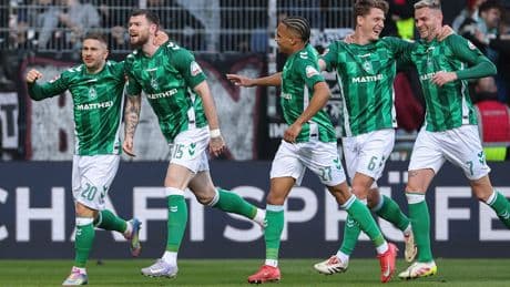 Werder-Star erzählt aus Kabine - Ohne Burke gibt’s weniger zu lachen
