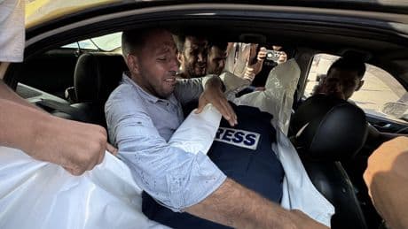 Gazze'de kalemler açlıktan düşüyor | AFP: Hiçbir zaman meslektaşımızın açlıktan öldüğünü görmemiştik