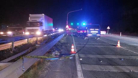 Sakarya'da elektrikli bisiklet ile motosikletin çarpıştığı kazada 1 kişi öldü, 1 kişi ağır yaralandı