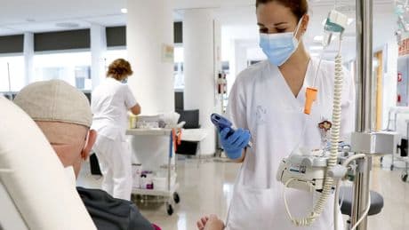 Cinco cosas comunes que pueden aumentar el riesgo de padecer cáncer, según un médico