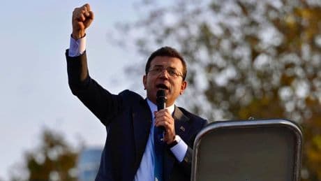 İmamoğlu'nun 'Akın Gürlek' davası ertelendi: "İstanbul’da 3 kere seçim kazandığım için buradayım"