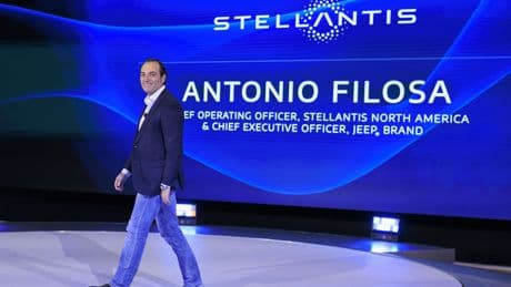 Après Renault, Stellantis dérape à son tour