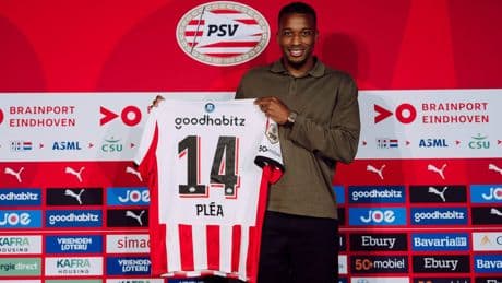 PSV verwelkomt Alassane Pléa in Duitsland