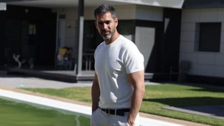 Pablo Ojeda (43 años), rotundo sobre el único ejercicio que quema grasa a partir de los 40: "Dos horas y adiós a la flacidez"
