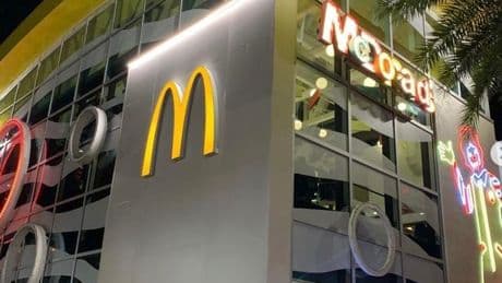 Foodie visits biggest McDonald's in the world and delivers honest 9-word verdict