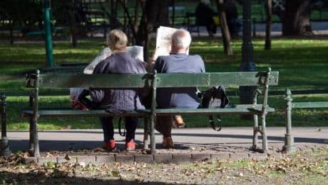 Pensioni, quanto guadagna chi rinvia l’uscita