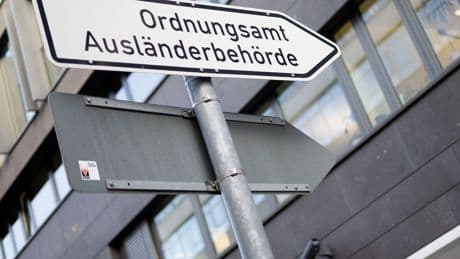 Verwaltung: Ministerium: Technische Probleme bei Ausländerbehörde gelöst