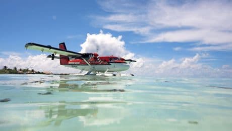Schwimmflugzeug Twin Otter im neuen Gewand