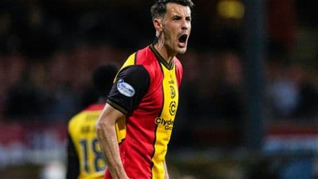 Graham urges Thistle to take the shackles off in play-off second leg